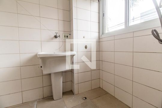 Área de Serviço de apartamento para alugar com 2 quartos, 77m² em Vila Boa Vista, Barueri