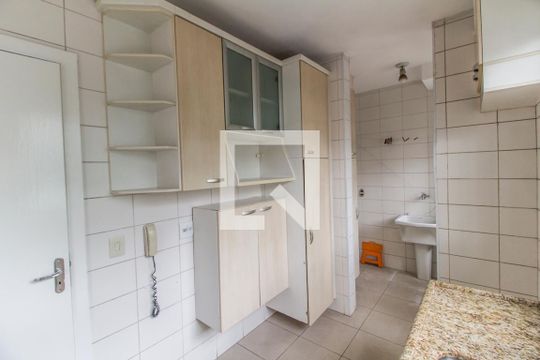 Cozinha de apartamento para alugar com 2 quartos, 77m² em Vila Boa Vista, Barueri