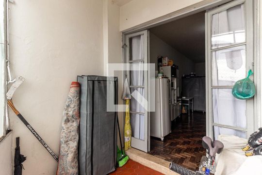 Varanda de kitnet/studio à venda com 1 quarto, 58m² em Santa Cecilia, São Paulo