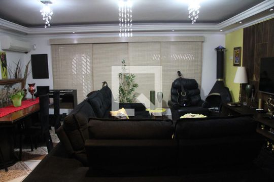 Casa à venda com 4 quartos, 276m² em Jardim Vera, Guarulhos
