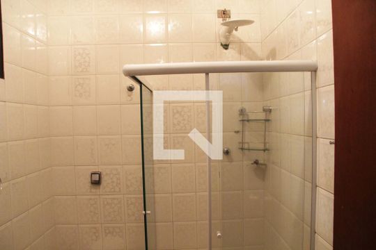 Banheiro de Serviço de casa à venda com 4 quartos, 276m² em Jardim Vera, Guarulhos