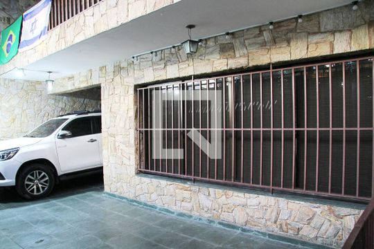 Garagem de casa à venda com 4 quartos, 276m² em Jardim Vera, Guarulhos