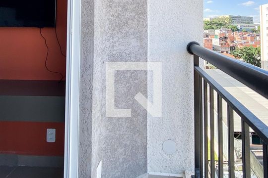 Sacada de apartamento para alugar com 1 quarto, 27m² em Vila Butantã, São Paulo