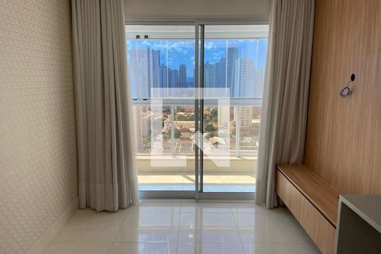 Apartamento para alugar com 2 quartos, 70m² em Setor Bueno, Goiânia