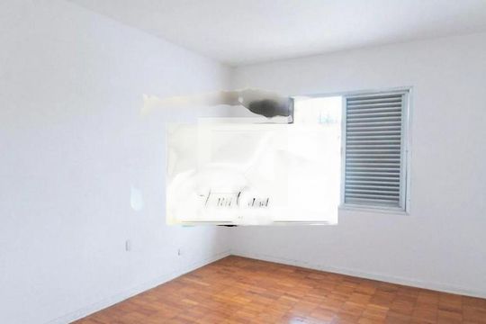 Casa à venda com 4 quartos, 200m² em Mirandópolis, São Paulo