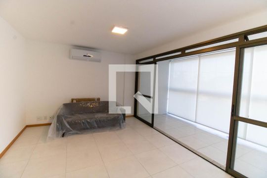 Apartamento à venda com 1 quarto, 37m² em São Francisco, Niterói