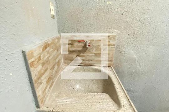 Área de Serviço de casa para alugar com 1 quarto, 50m² em Jardim Pinhal, Guarulhos