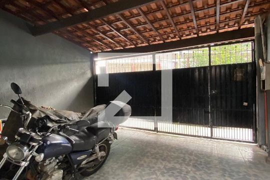 Garagem de casa para alugar com 1 quarto, 50m² em Jardim Pinhal, Guarulhos