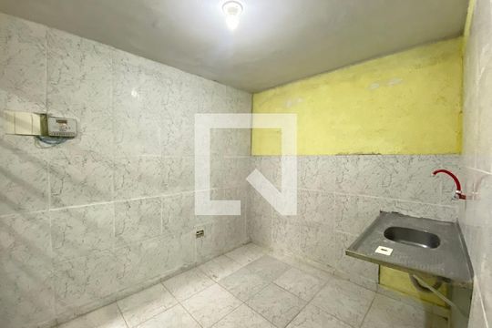 Sala/Cozinha de casa para alugar com 1 quarto, 50m² em Jardim Pinhal, Guarulhos