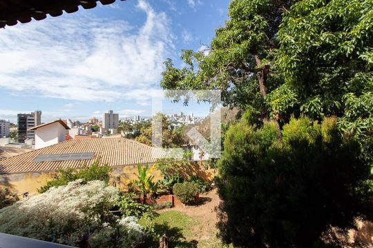 Vista do Quarto 2 de casa à venda com 4 quartos, 1400m² em Bandeirantes (pampulha), Belo Horizonte