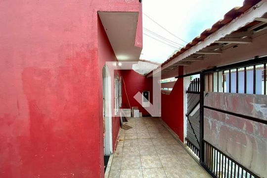 Fachada de casa para alugar com 2 quartos, 87m² em Cidade Ocian, Praia Grande