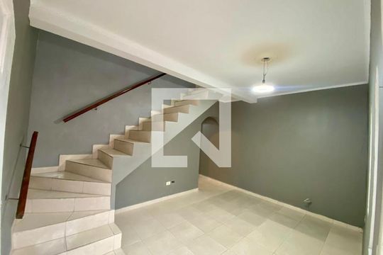Casa para alugar com 2 quartos, 87m² em Cidade Ocian, Praia Grande