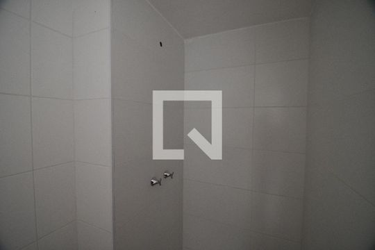 Banheiro 2 de apartamento à venda com 2 quartos, 70m² em Centro, Campinas