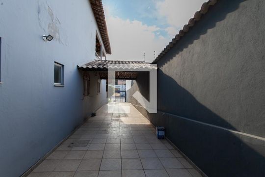 Garagem de casa à venda com 4 quartos, 600m² em Céu Azul, Belo Horizonte