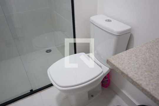 Banheiro de kitnet/studio à venda com 1 quarto, 21m² em Belenzinho, São Paulo