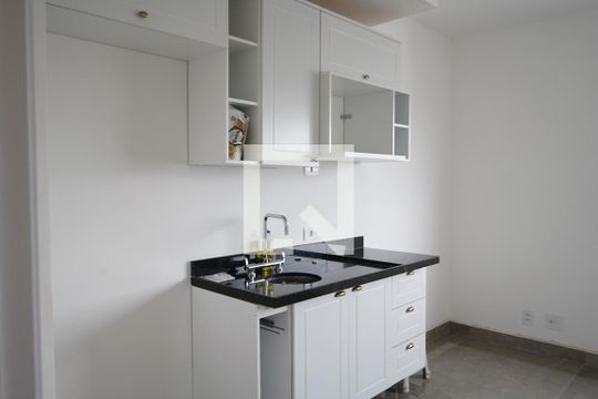 Sala/Cozinha de kitnet/studio à venda com 1 quarto, 21m² em Belenzinho, São Paulo