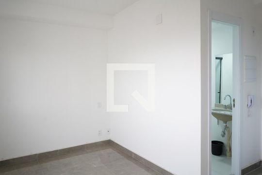 Quarto de kitnet/studio à venda com 1 quarto, 21m² em Belenzinho, São Paulo