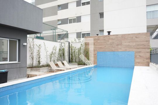 Piscina de kitnet/studio à venda com 1 quarto, 21m² em Belenzinho, São Paulo
