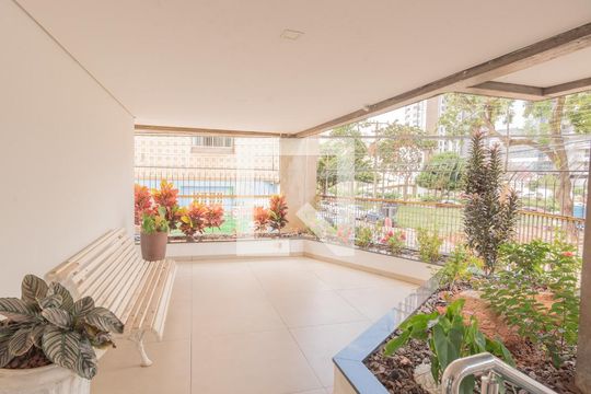 Jardim de apartamento à venda com 1 quarto, 50m² em Centro, Campinas