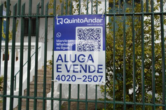 Plaquinha de casa à venda com 3 quartos, 183m² em Vila Clementino, São Paulo