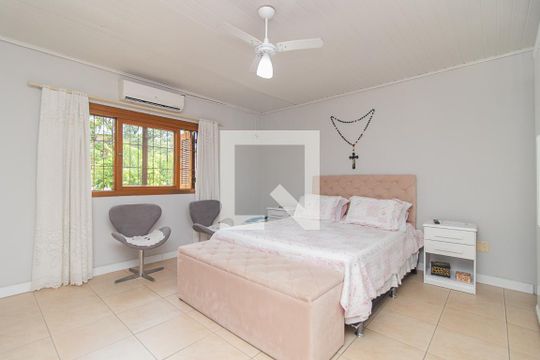 Quarto 1 de casa à venda com 2 quartos, 198m² em Partenon, Porto Alegre