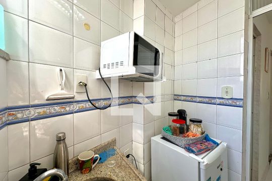 Cozinha de apartamento à venda com 1 quarto, 76m² em Centro, Rio de Janeiro