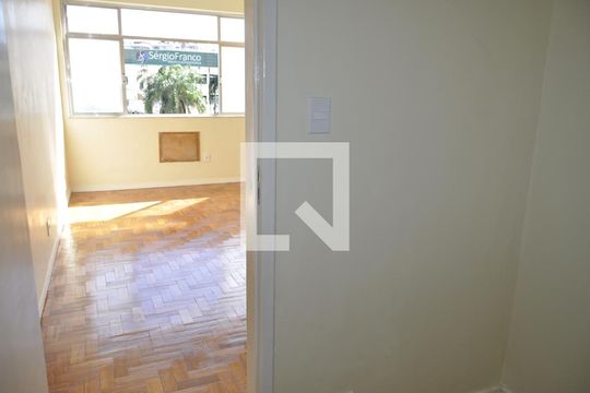 Quarto 3 de apartamento para alugar com 3 quartos, 62m² em Méier, Rio de Janeiro