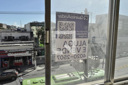 Placa de apartamento para alugar com 3 quartos, 62m² em Méier, Rio de Janeiro