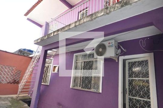 Fachada de casa para alugar com 2 quartos, 70m² em Bento Ribeiro, Rio de Janeiro