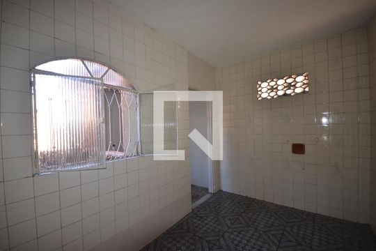 Cozinha de casa para alugar com 2 quartos, 70m² em Bento Ribeiro, Rio de Janeiro