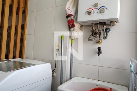 Área de Serviço de apartamento para alugar com 2 quartos, 59m² em Pechincha, Rio de Janeiro