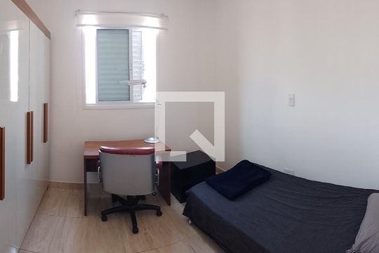 Quarto 1 de apartamento à venda com 2 quartos, 42m² em Vila Claudio, Santo André