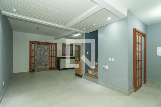 Casa de Condomínio à venda com 3 quartos, 179m² em Jardim Floresta, Porto Alegre