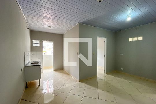 Sala/Cozinha de casa para alugar com 1 quarto, 35m² em Vila Cruz das Almas, São Paulo