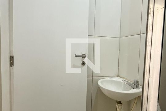 Banheiro de casa para alugar com 1 quarto, 35m² em Vila Cruz das Almas, São Paulo