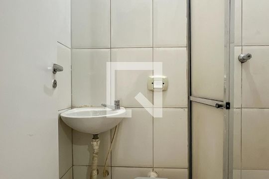 Banheiro de casa para alugar com 1 quarto, 35m² em Vila Cruz das Almas, São Paulo