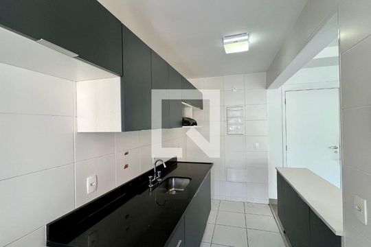 Cozinha de apartamento à venda com 2 quartos, 73m² em Cerqueira César, São Paulo