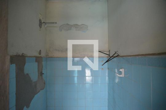 Banheiro de Serviço de casa à venda com 4 quartos, 148m² em Parque das Nações, Santo André