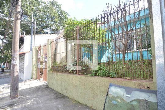 Fachada de casa à venda com 4 quartos, 148m² em Parque das Nações, Santo André