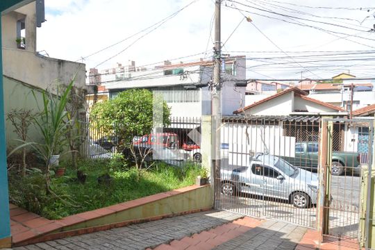 Área comum de casa à venda com 4 quartos, 148m² em Parque das Nações, Santo André