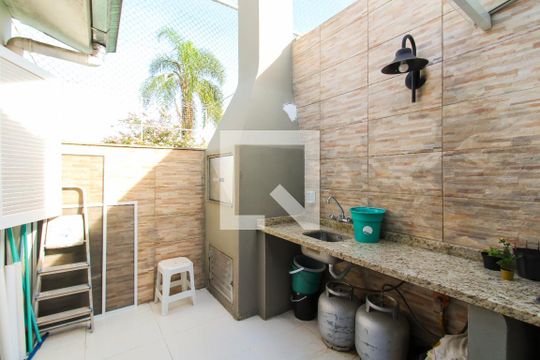 Área gourmet de casa de condomínio à venda com 3 quartos, 117m² em Rio Branco, Canoas