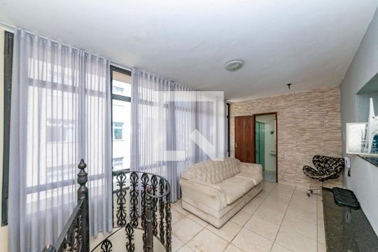 Hall de apartamento à venda com 3 quartos, 250m² em Santa Lúcia, Belo Horizonte