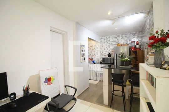 Cozinha de casa de condomínio à venda com 1 quarto, 62m² em Jacarepaguá, Rio de Janeiro