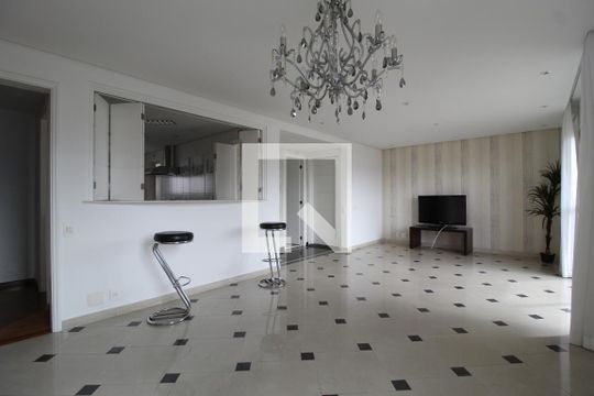 Apartamento à venda com 4 quartos, 154m² em Moema, São Paulo