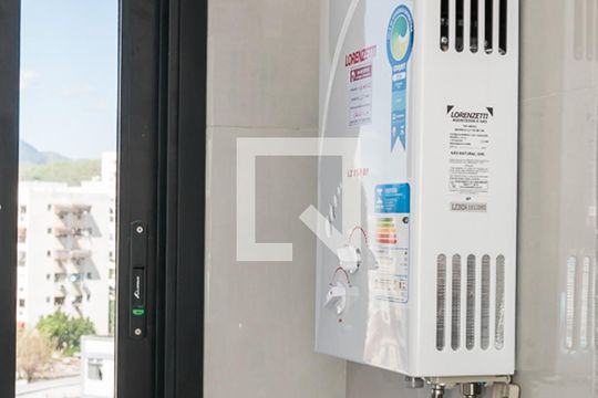 Área de serviço - Aquecedor de apartamento para alugar com 2 quartos, 135m² em Irajá, Rio de Janeiro