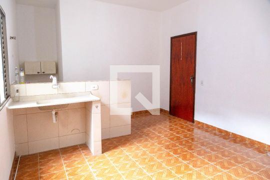 Sala/Cozinha de casa para alugar com 1 quarto, 40m² em Vila Maricy, Guarulhos