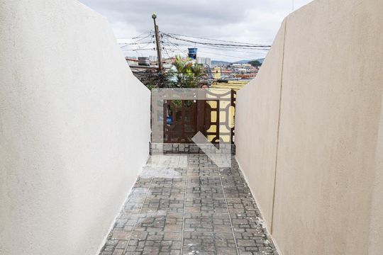 Quarto - Varanda de casa para alugar com 1 quarto, 40m² em Vila Maricy, Guarulhos