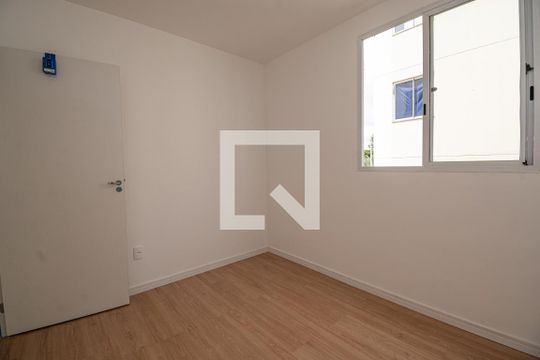 Quarto 1 de apartamento à venda com 2 quartos, 44m² em Centro, Contagem