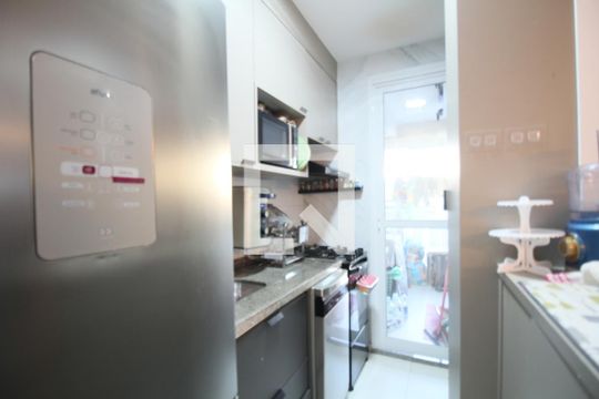 Cozinha de apartamento à venda com 2 quartos, 50m² em Vila Andrade, São Paulo