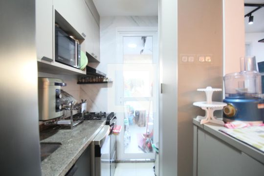 Cozinha de apartamento à venda com 2 quartos, 50m² em Vila Andrade, São Paulo